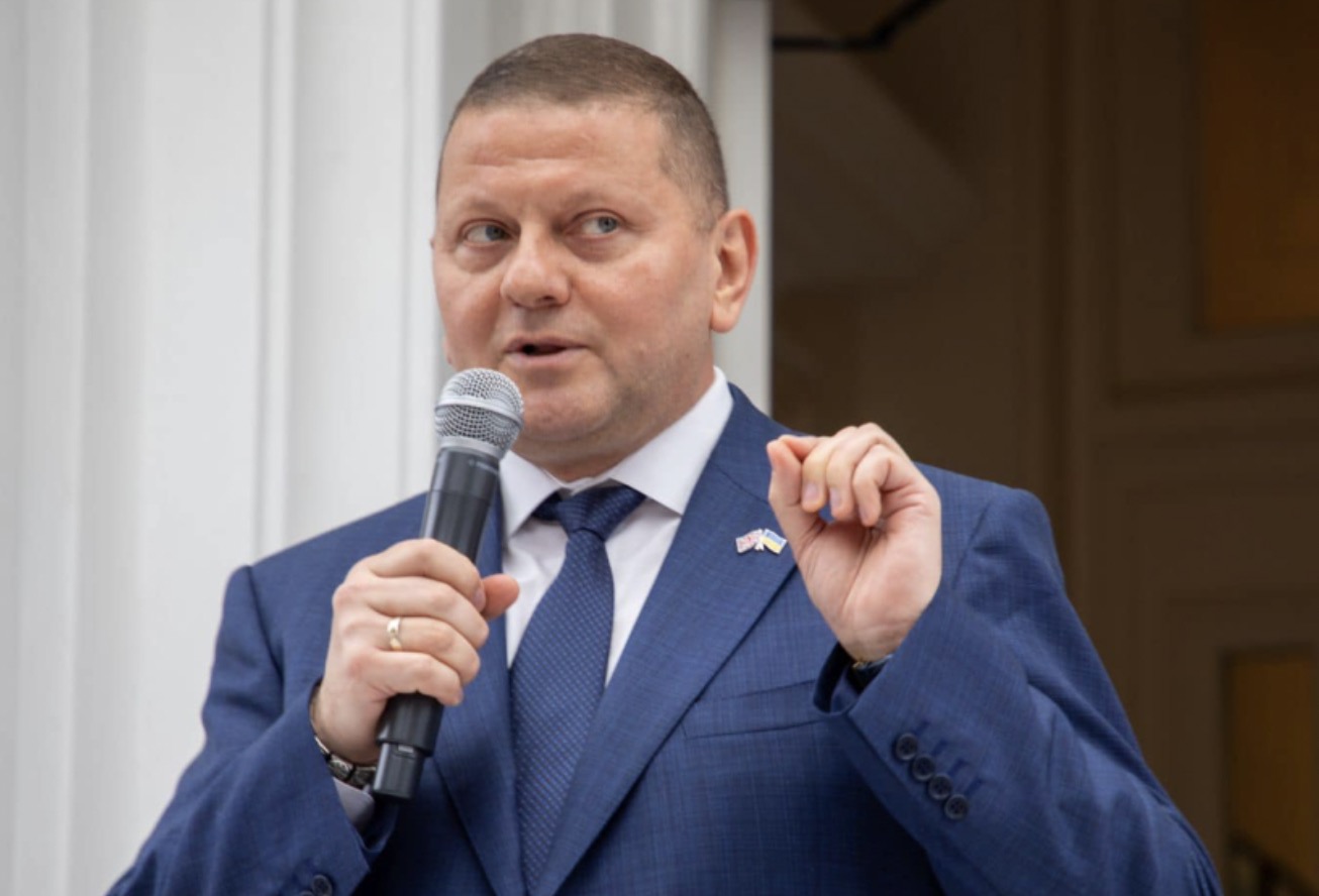 Украина должна предложить миру новые технологии оружия — Залужный о будущем экспорта безопасности