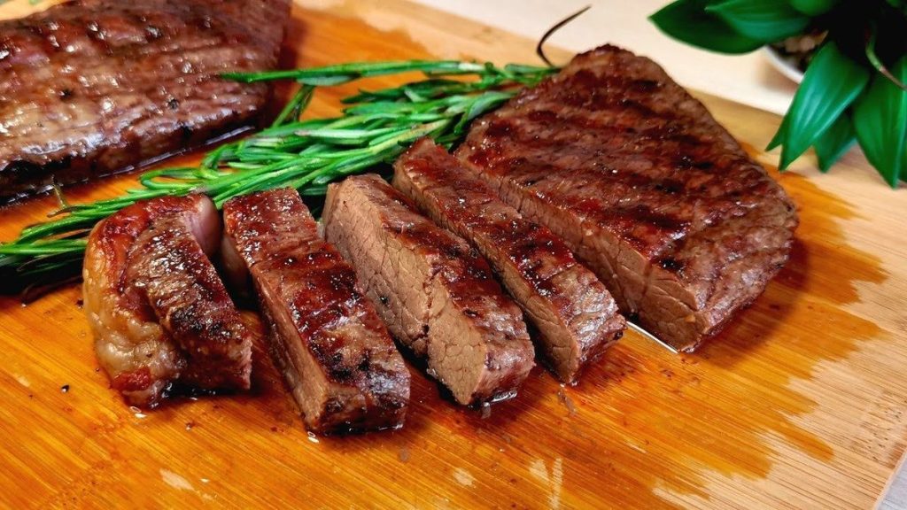 Пожарить мясо? Отличия между барбекю, стейком, шашлыком