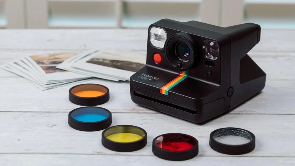Камеры с моментальными снимками: Fujifilm, Polaroid, Canon