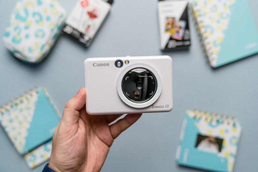 Камеры с моментальными снимками: Fujifilm, Polaroid, Canon