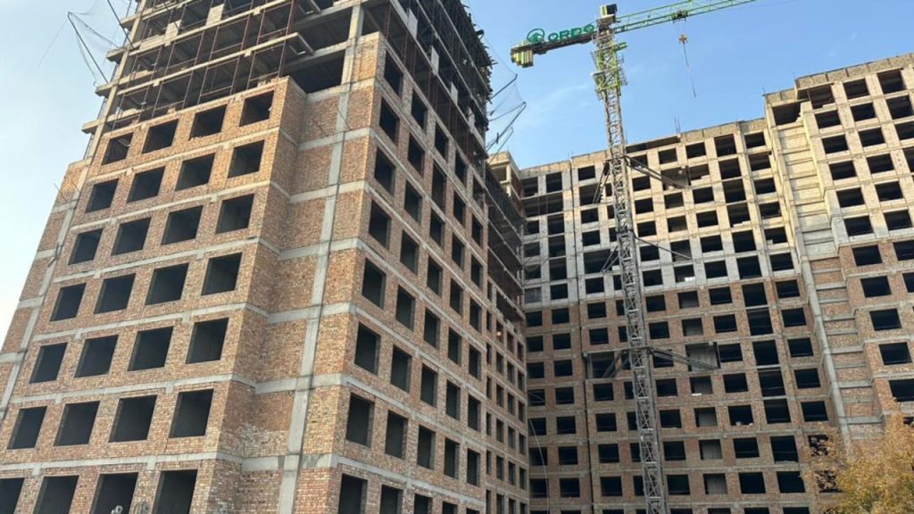Нарушения при строительстве «Мадина резиденс» в Бишкеке