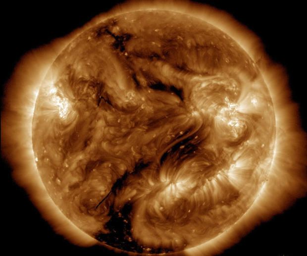 Магнитные бури 12–14 ноября 2025: прогноз и влияние