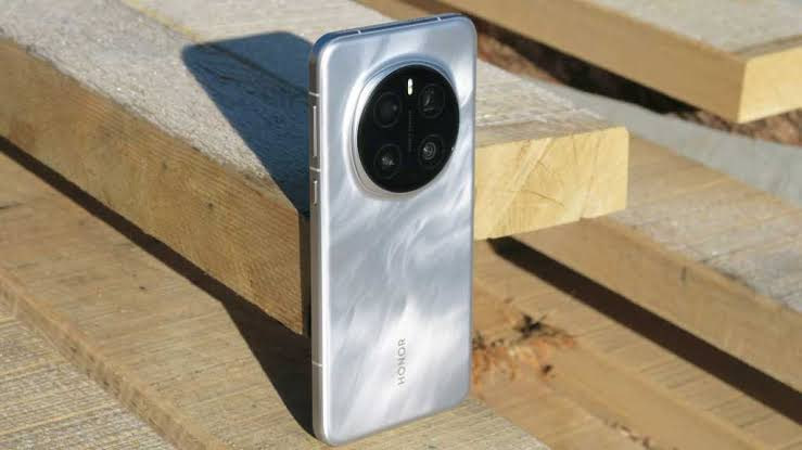 Honor Magic 8 Ultra — старт продаж и цена в Кыргызстане