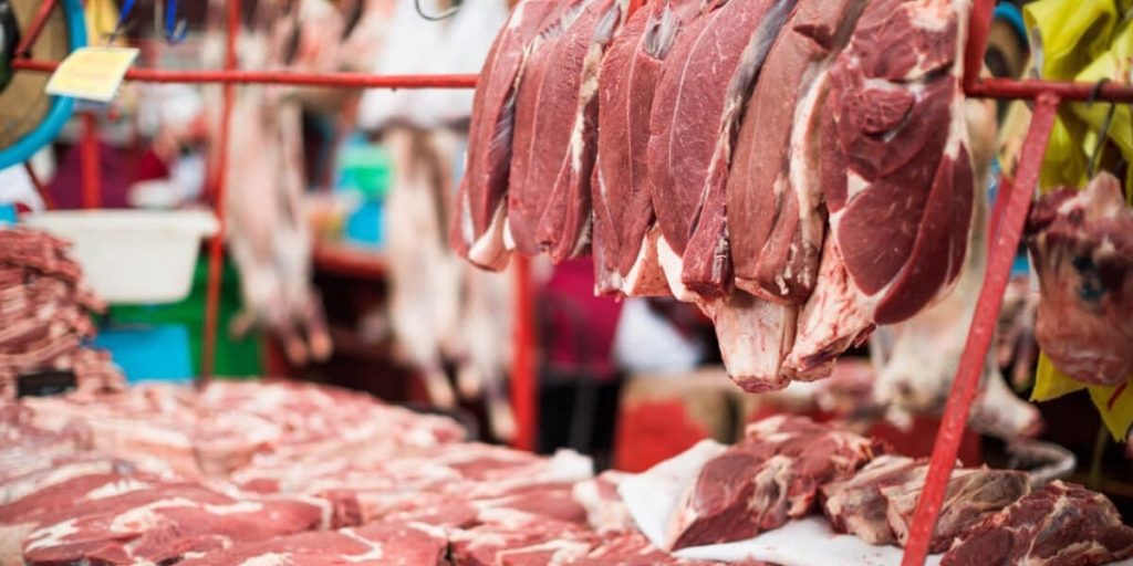 Что происходит с ценами на мясо в Кыргызстане: почему вводят предельные тарифы и как реагирует рынок Что происходит с ценами на мясо в Кыргызстане