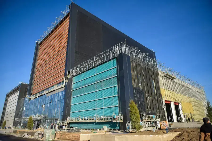 Новый мусоросжигательный завод в Бишкеке запустил выработку электроэнергии Мусорный завод в Бишкеке начал выработку электричества