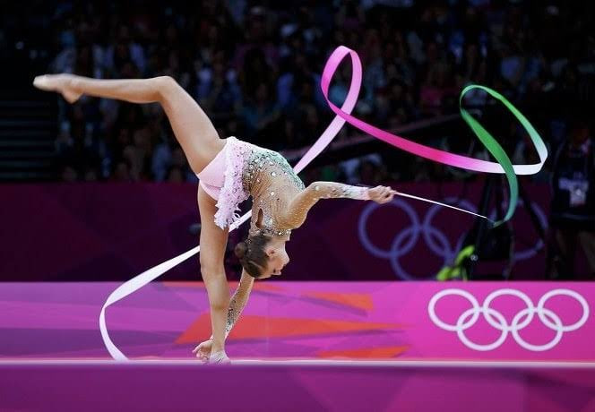 Российские гимнасты снова смогут выступать на европейских турнирах Россиян снова допустили к турнирам по гимнастике