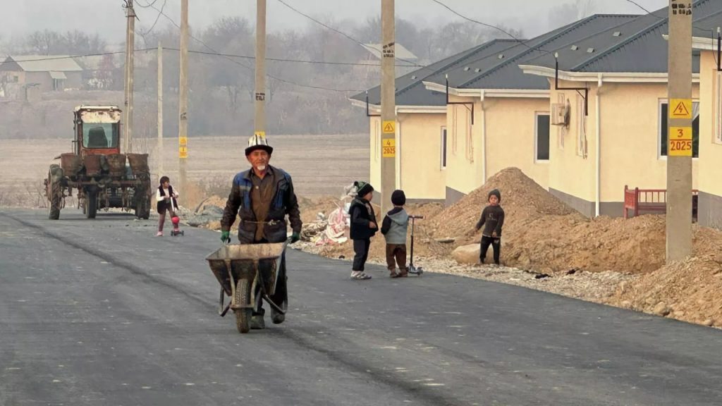 Переселение в Баткенской области: какие условия у людей