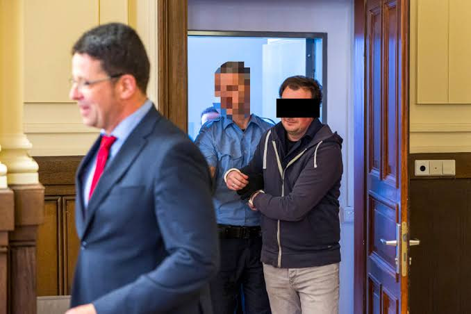 В Германии серийным поджигателем оказался пожарный