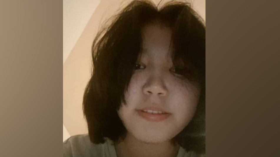 В Бишкеке разыскивают школьницу Айназик Чотонову, не дошедшую до школы В Бишкеке разыскивают школьницу, не дошедшую до школы