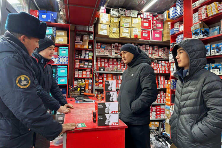 В Бишкеке прошли рейды против детского попрошайничества