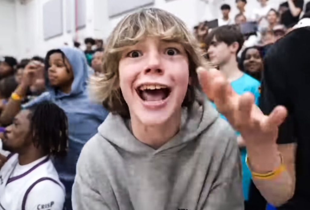 Что за мем Six-seven (6 7) и почему он стал популярным по всему миру Что за мем Six-seven и почему 67 настолько популярно?