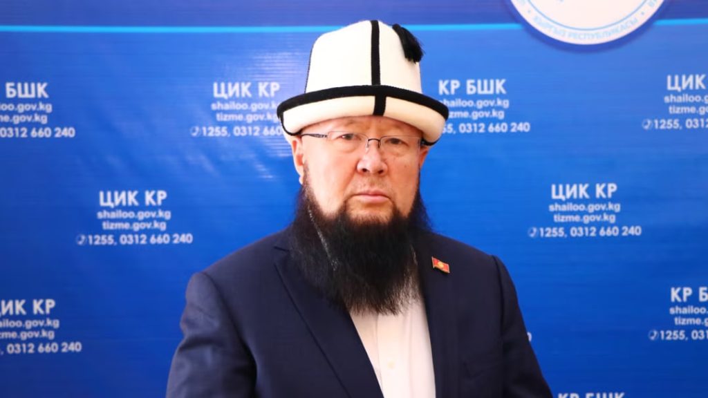 Жена экс-депутата записала видео и обратилась к главе ГКНБ