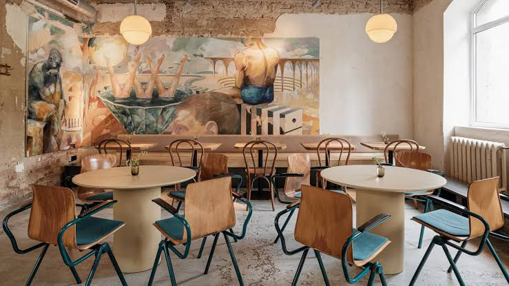 Без «сервиса» в чеке: заведениям Бишкека напомнили о новых правилах Ресторанам Бишкека указали на пределы цен: подробности