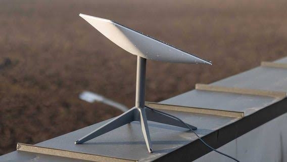 В Украине запретили Starlink? Почему теперь терминалы необходимо регистрировать Запретили ли Starlink в Украине? Зачем ввели новые правила