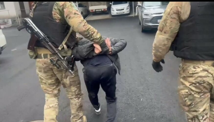 В Бишкеке задержали россиянина по делу о наркоторговле и ОПГ: искали через Интерпол ГУВД Бишкека задержало россиянина: за что он в розыске?