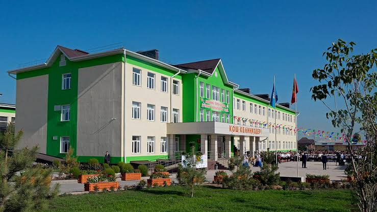 В Кыргызстане продлили весенние каникулы: как сместится учебный год Продление каникул до 7 марта в Кыргызстане: когда конец года