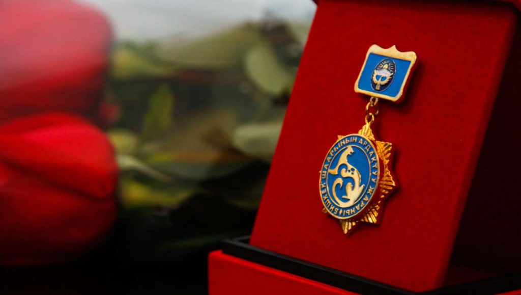 12 кандидатов на премию "Почетный гражданин": кто эти люди