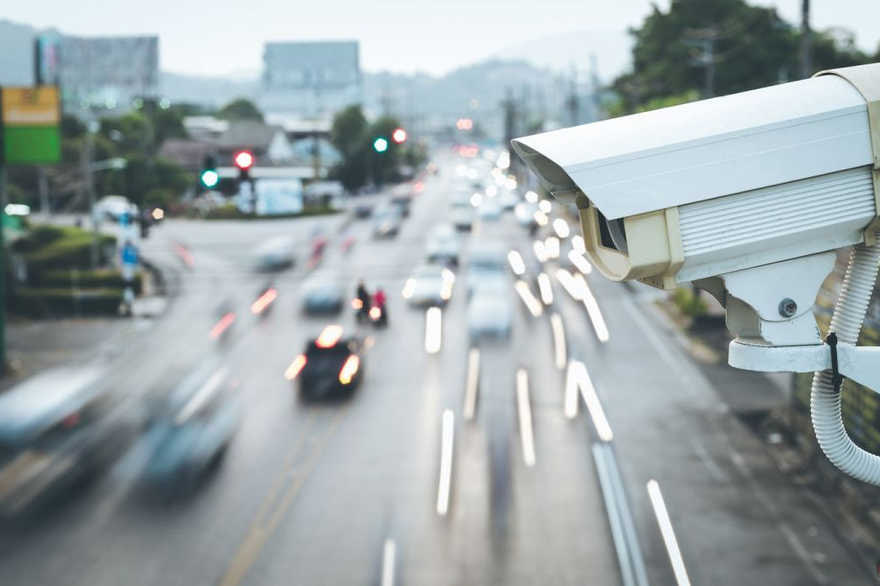 Что  фиксируют новые камеры на трассе Бишкек - Ош 